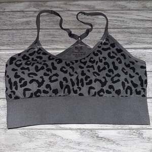 Pro-Fit Seamless Leopard Print Sports Bra Size M